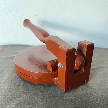 wooden roti maker